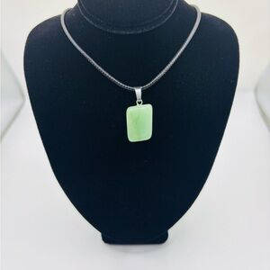 Elegant Aventurine Pendant Necklace